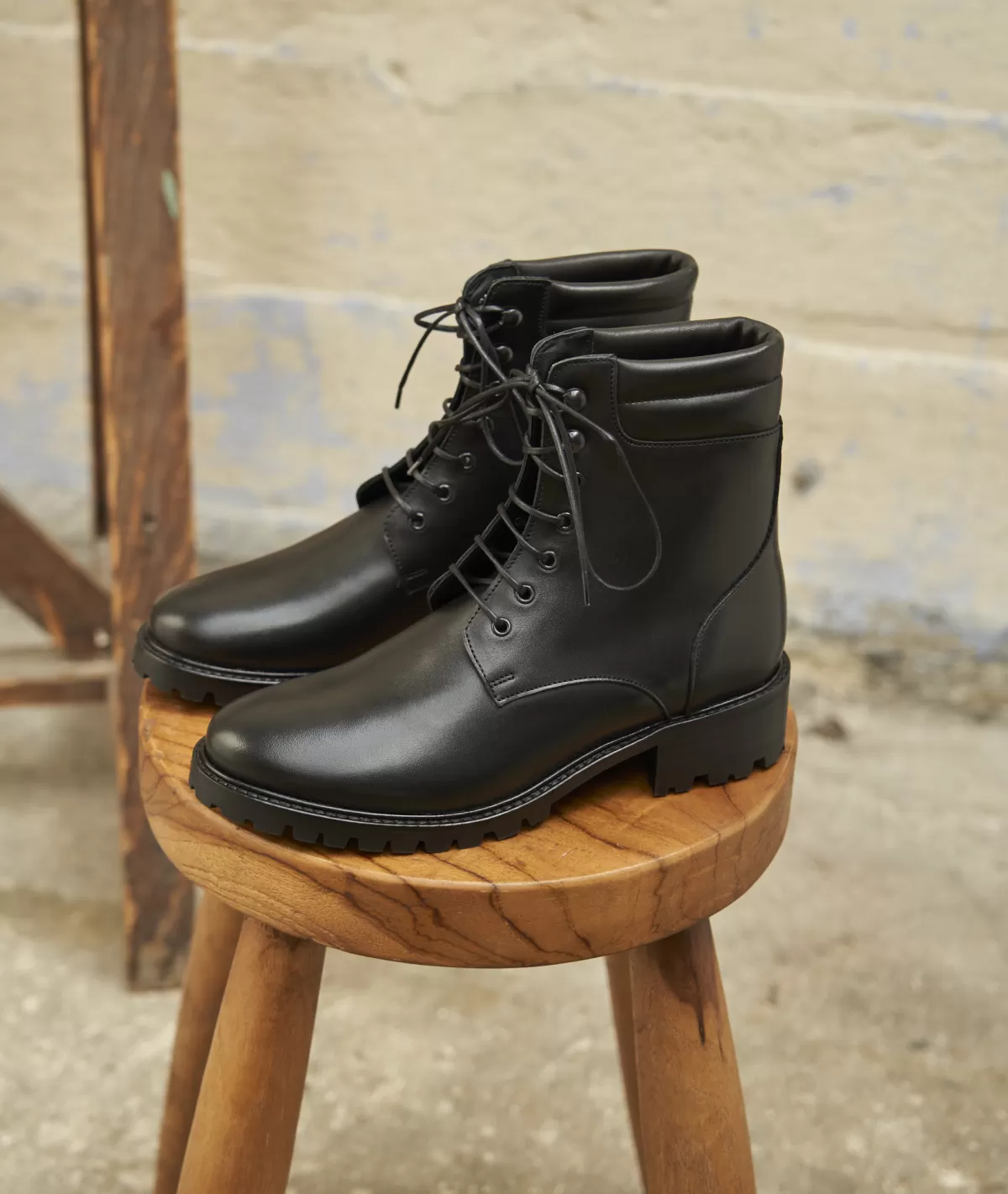 Shop Combat boots en cuir Femme Boots