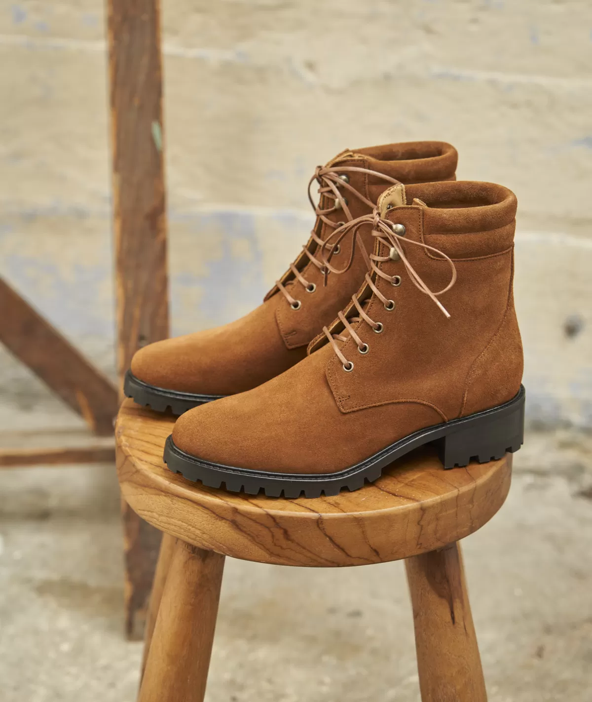 Sale Combat boots en daim Femme Boots