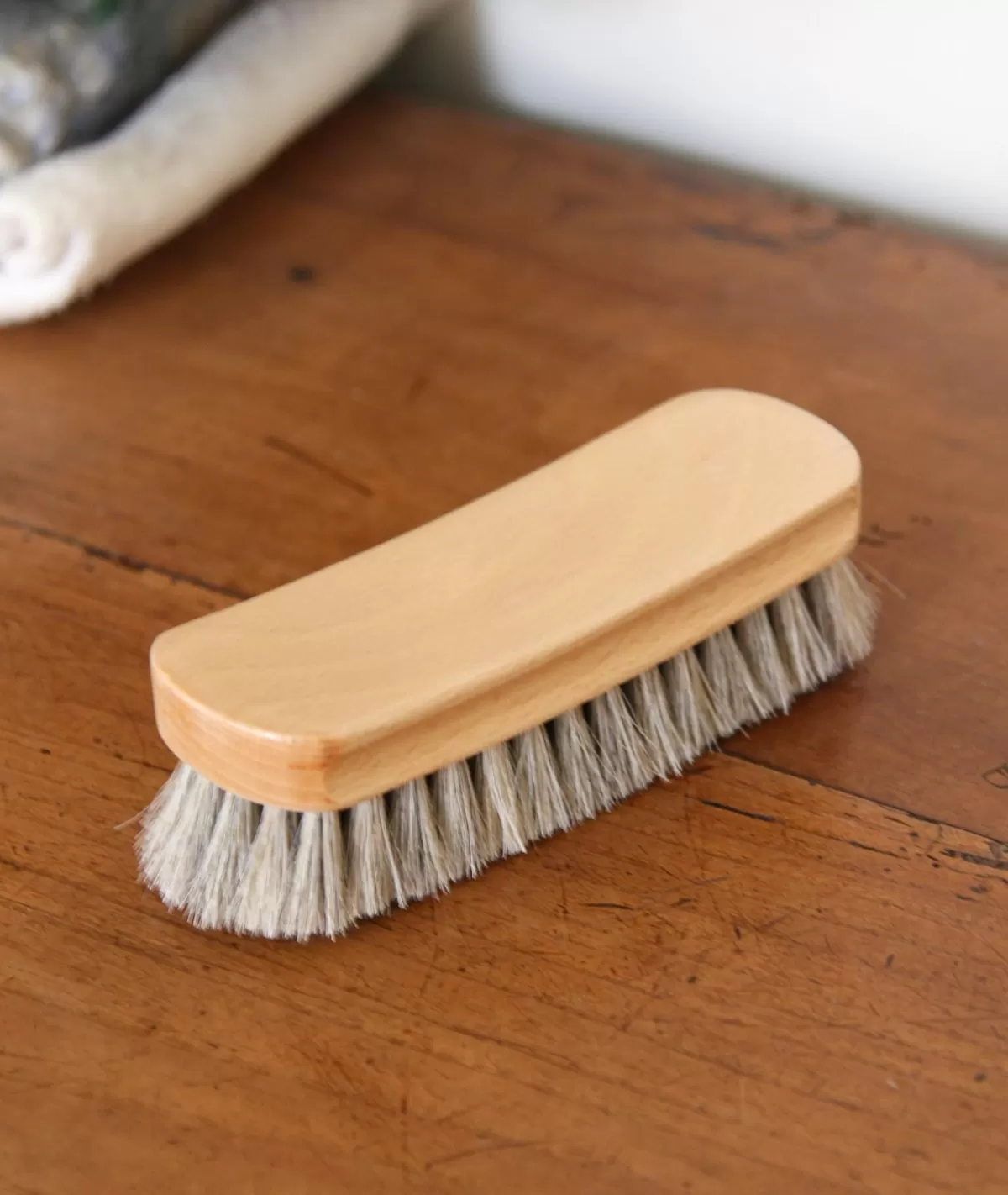 Best Sale Jolie brosse en bois et crin de cheval Homme Ligne De Soins | Produits D'Entretien