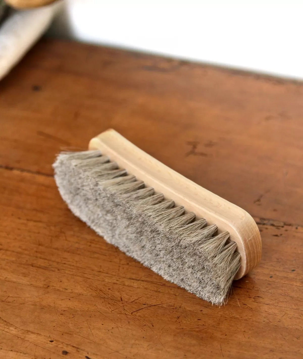 Best Sale Jolie brosse en bois et crin de cheval Homme Ligne De Soins | Produits D'Entretien