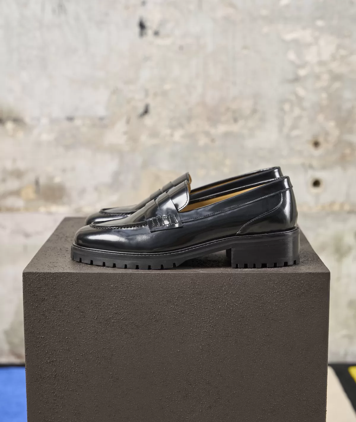 Cheap Mocassin femme en cuir noir vernis Femme Mocassins Et Derbies