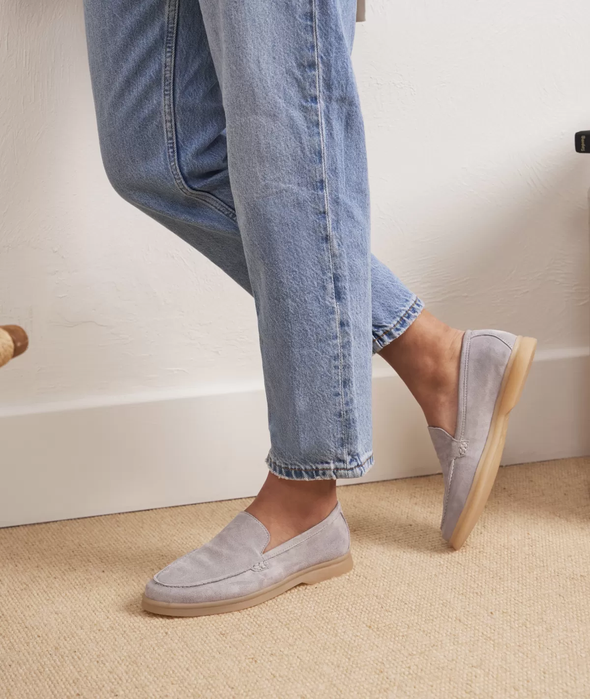 Shop Mocassin femme en daim gris perle Femme Mocassins Et Derbies