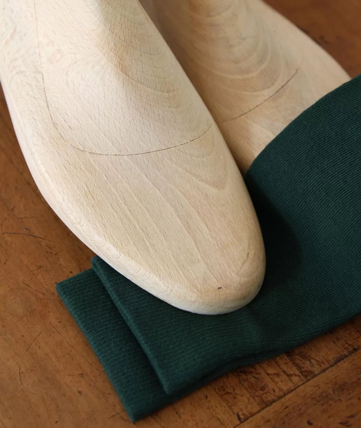 Online Paire de chaussettes vert anglais unie en coton Homme Chaussettes