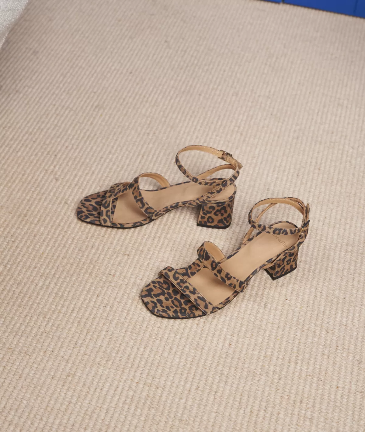 Cheap Sandales à talon daim léopard Femme Sandales