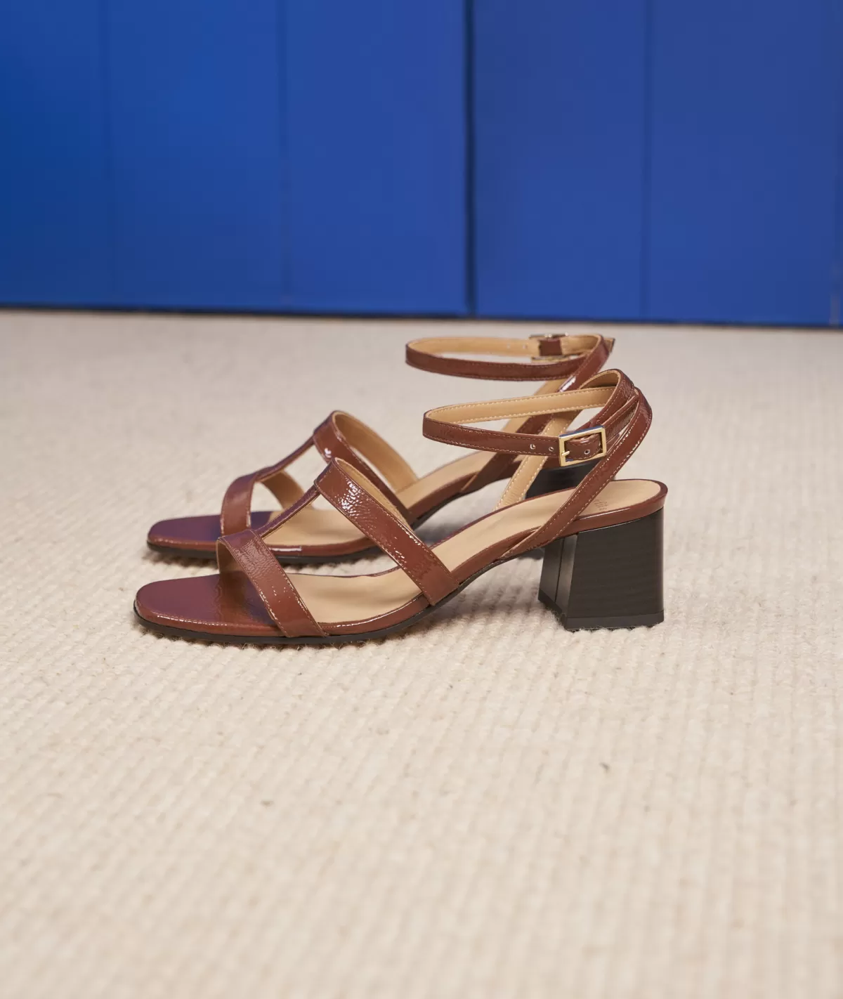 Flash Sale Sandales à talon en cuir vernis Femme Sandales