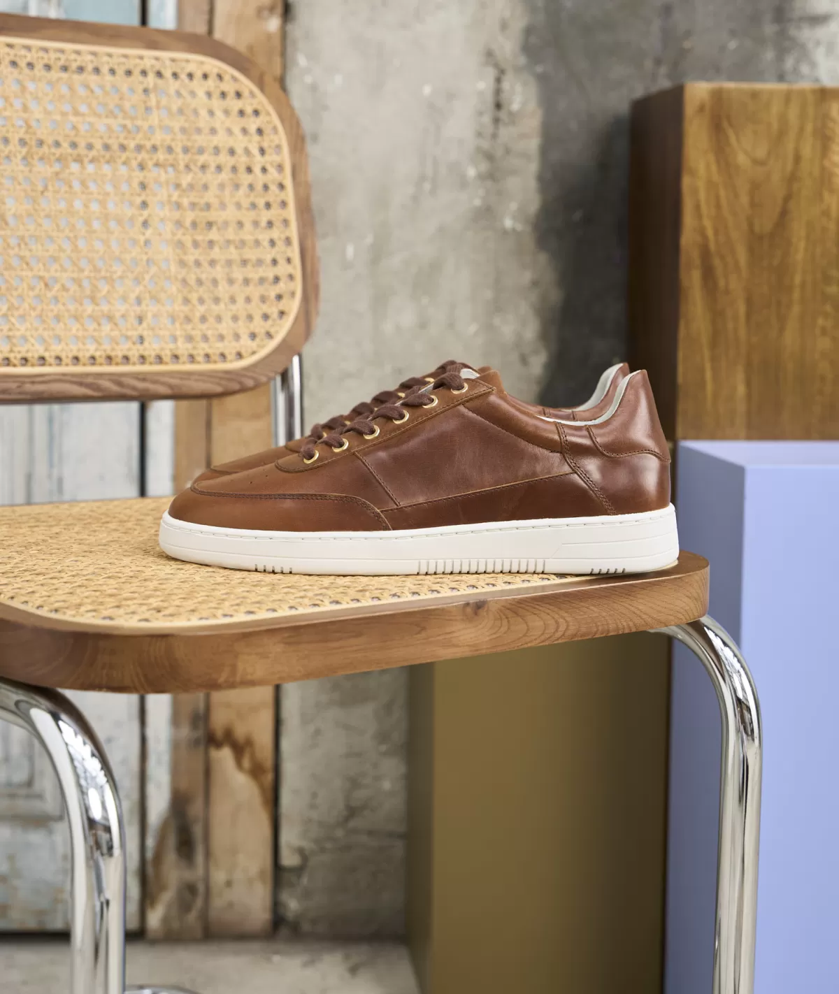 Cheap Sneakers en cuir cognac patiné Homme Sneakers