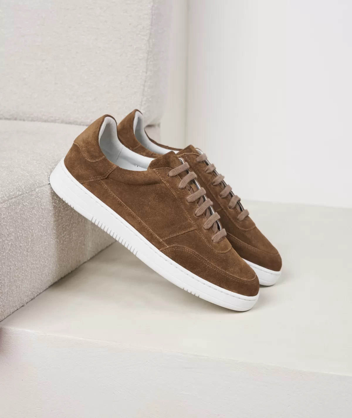 Sale Sneakers en daim feuilles mortes Homme Sneakers